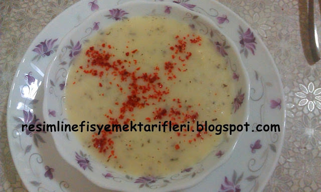 yogurtlu-corba-yapimi
